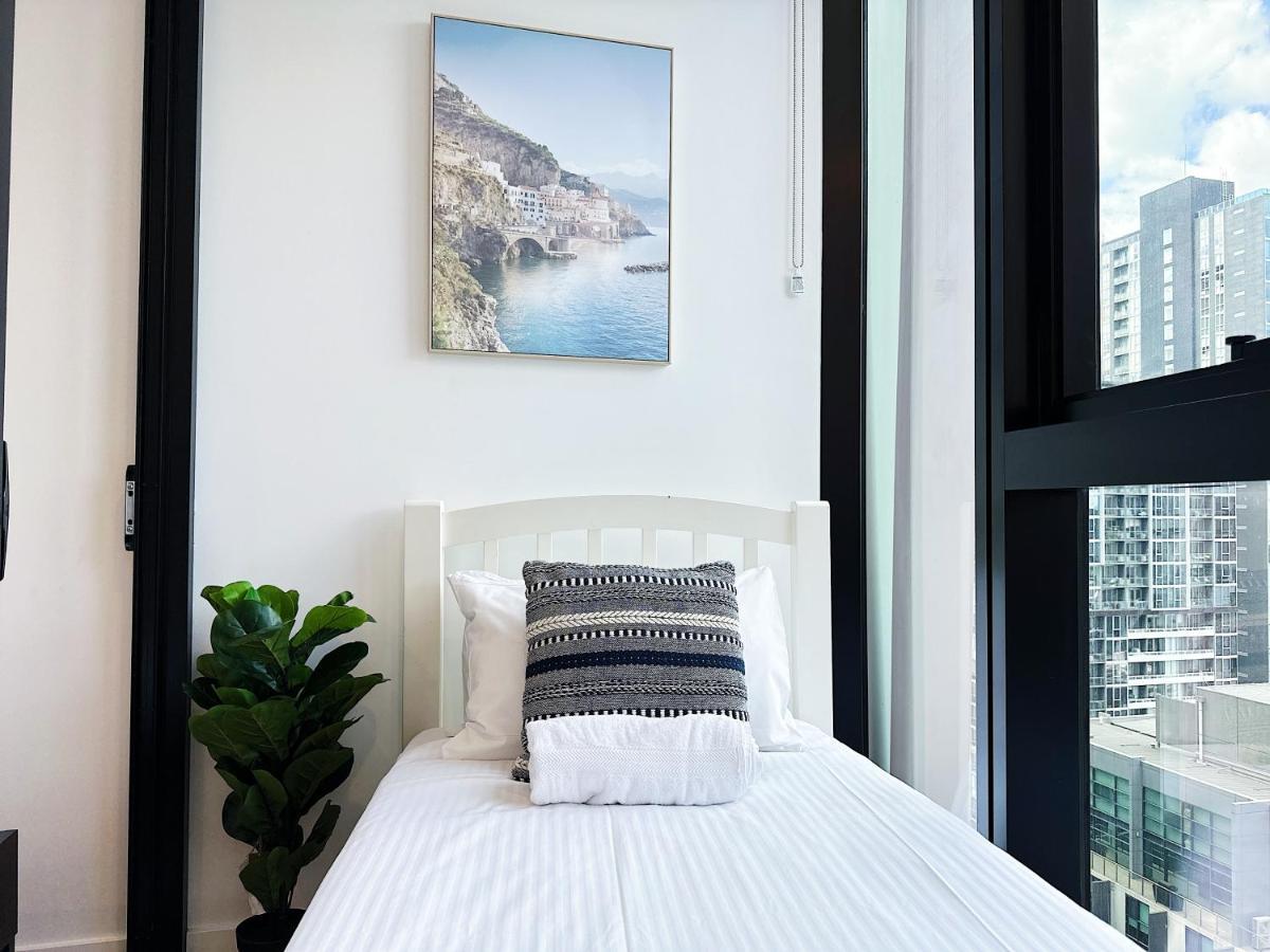 Beautiful Skyview Cbd Highrise 3Beds With Carpark Available Apartman Melbourne Kültér fotó