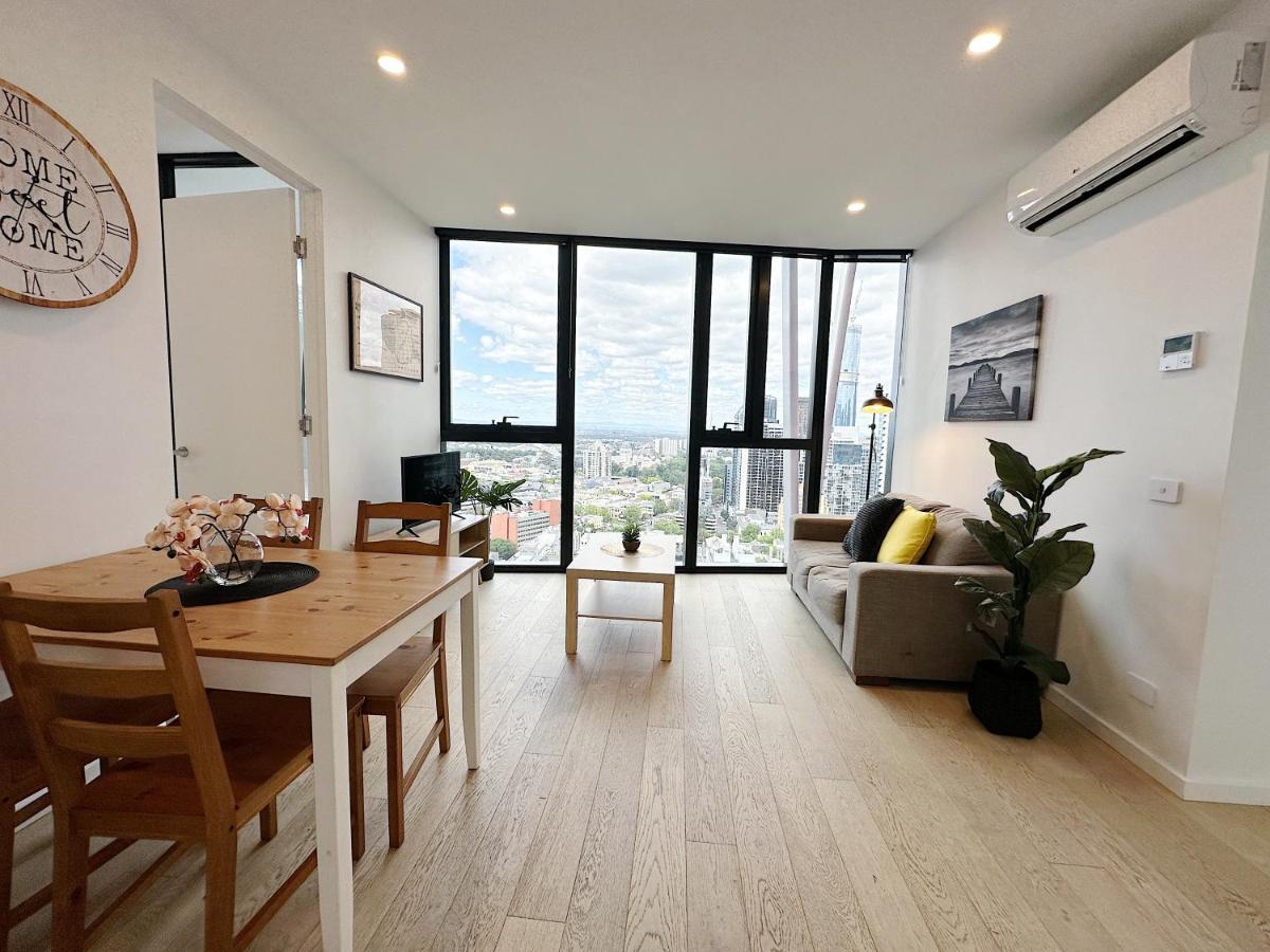 Beautiful Skyview Cbd Highrise 3Beds With Carpark Available Apartman Melbourne Kültér fotó